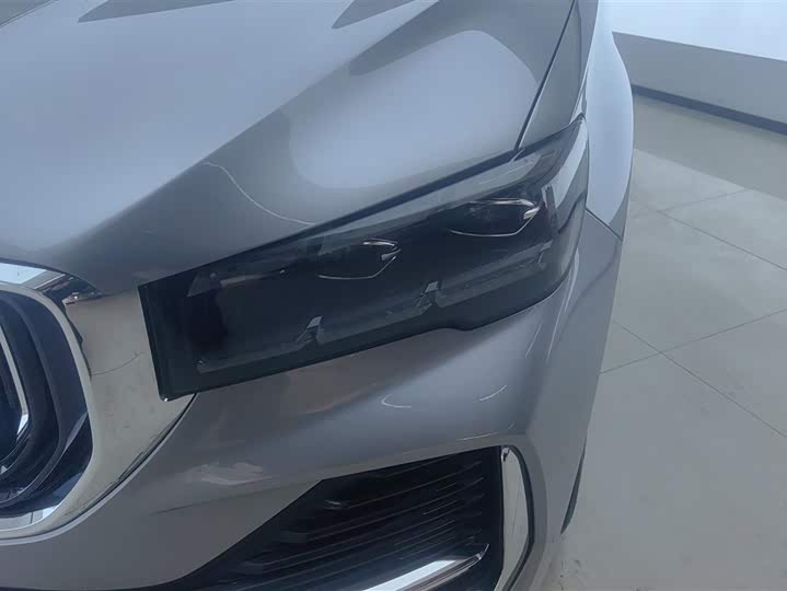 Фото 5 - Geely Monjaro