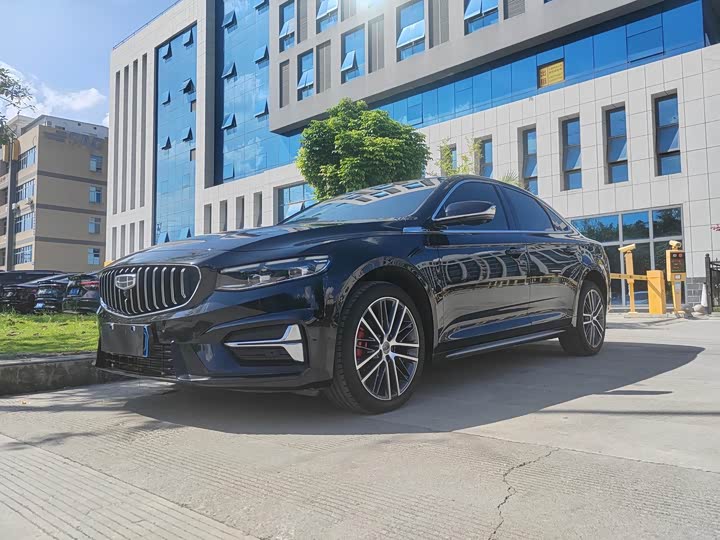 Фото 1 - Geely Preface