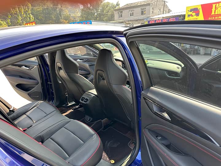 Фото 11 - Buick Regal