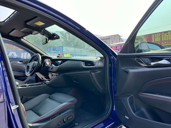 Фото 12 - Buick Regal