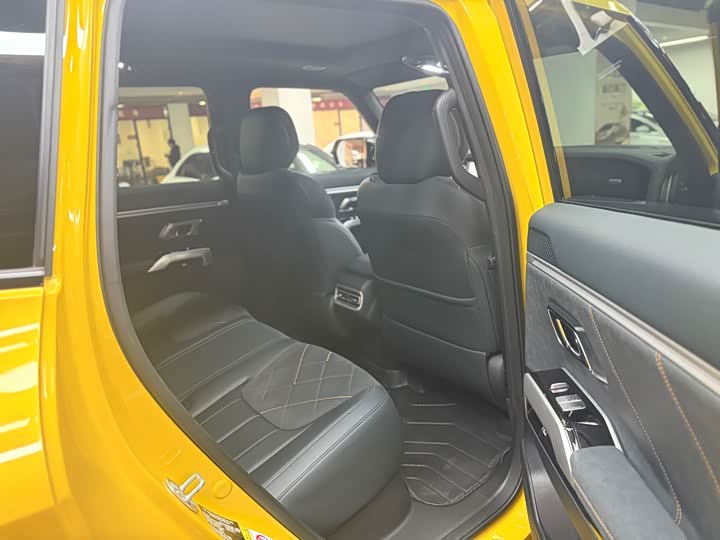 Фото 15 - Changan Deepal G318