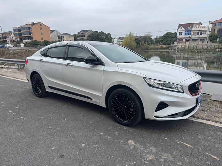 Фото 3 - Geely Emgrand GT