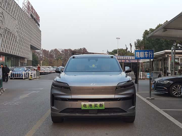 Фото 2 - Nio Onvo L90