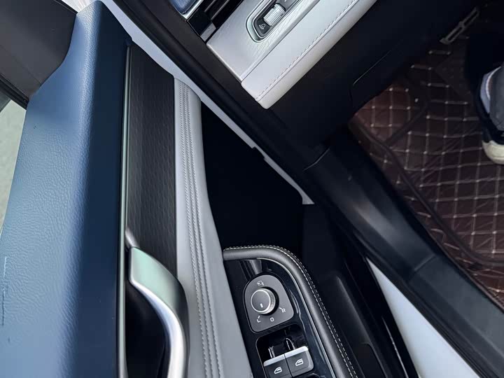 Фото 25 - Geely Preface