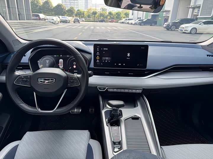 Фото 5 - Geely Preface