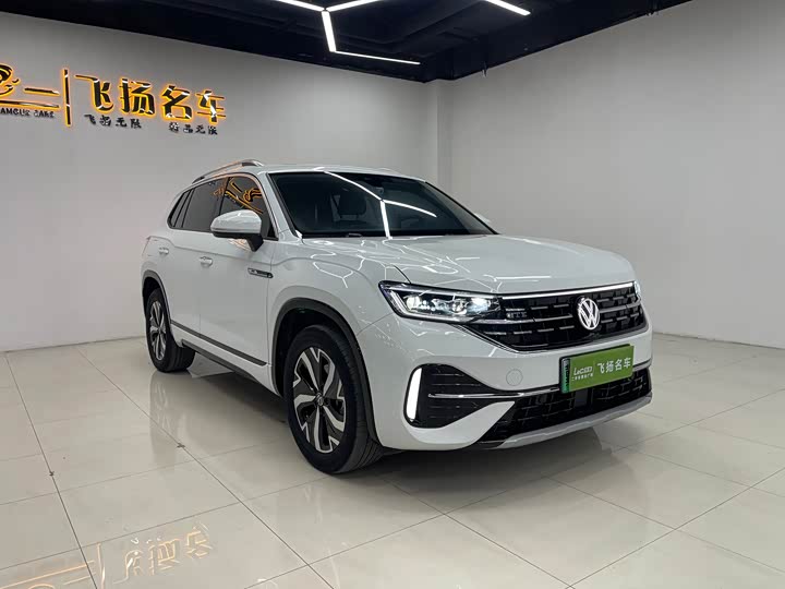 Фото 3 - Volkswagen Tayron GTE Hybrid