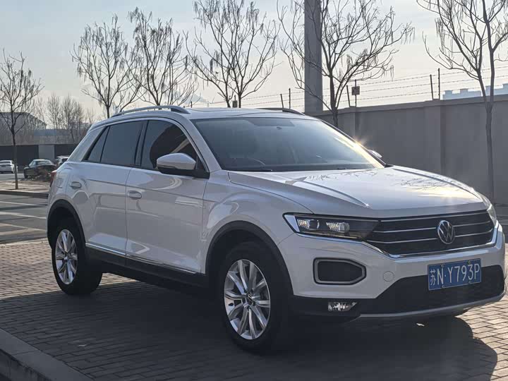 Фото 3 - Volkswagen T-Roc