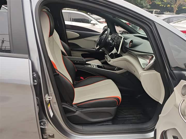 Фото 25 - BYD Dolphin