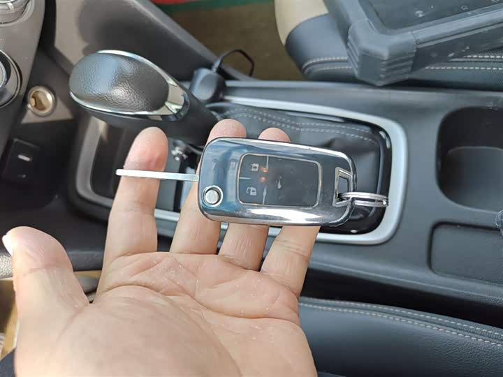 Фото 9 - Chevrolet Monza