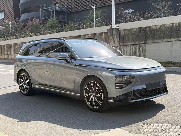 Фото 7 - XPeng G9