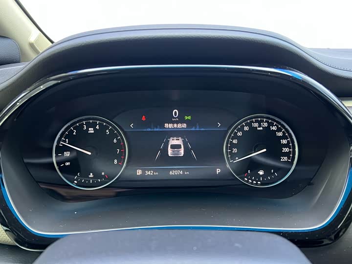 Фото 8 - Buick GL8 ES