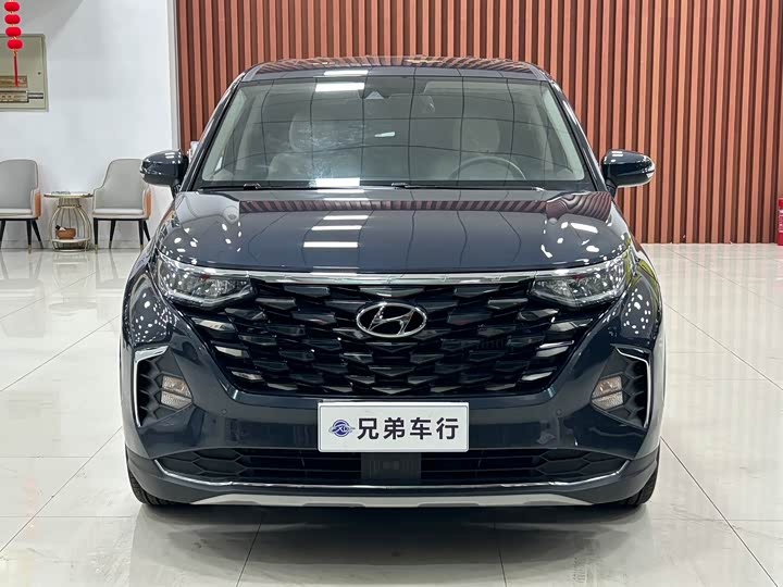 Фото 2 - Hyundai Custo