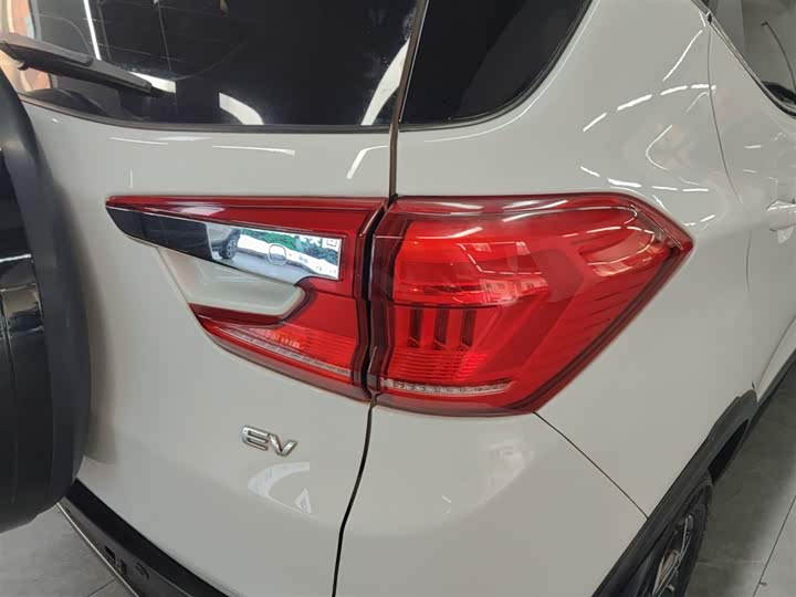 Фото 8 - BYD Yuan Pro