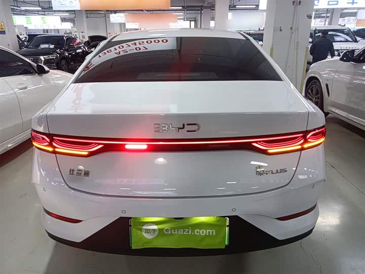 Фото 6 - BYD Qin Plus