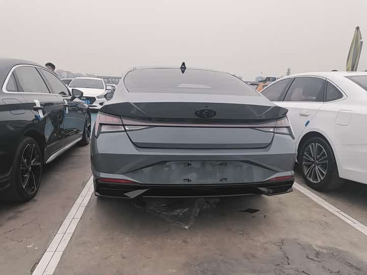 Фото 14 - Hyundai Elantra N line