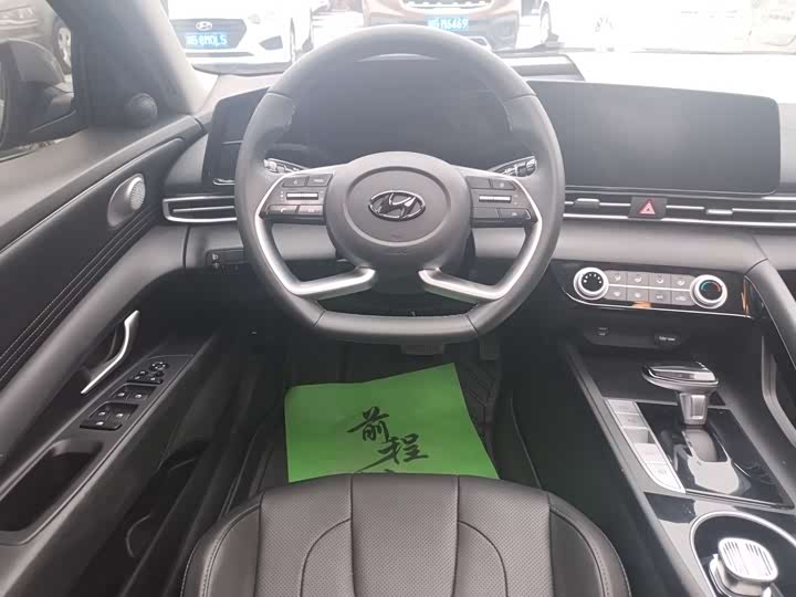 Фото 8 - Hyundai Elantra N line