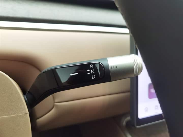 Фото 13 - Nio Onvo L90