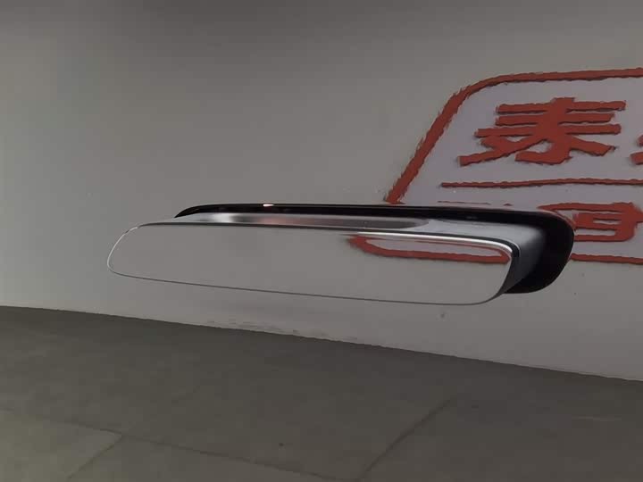 Фото 18 - Nio Onvo L90