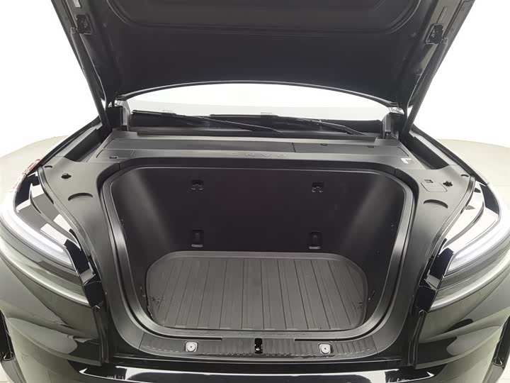 Фото 6 - Nio Onvo L90