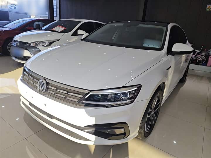 Фото 2 - Volkswagen Lamando L