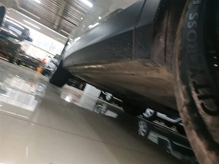 Фото 21 - Volkswagen Tiguan L Pro