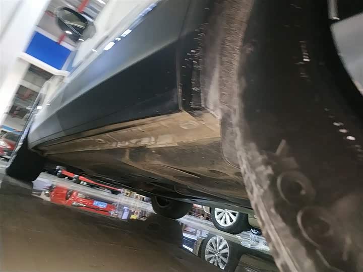 Фото 22 - Volkswagen Tiguan L Pro