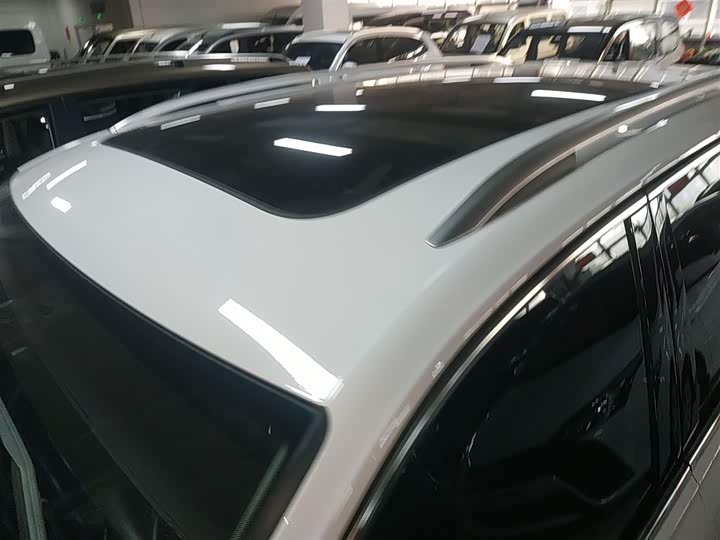 Фото 27 - Volkswagen Tiguan L Pro