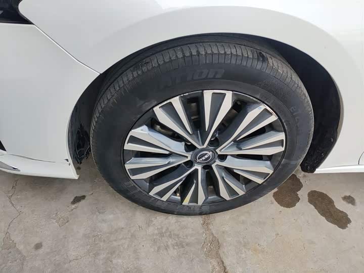 Фото 23 - Nissan Teana