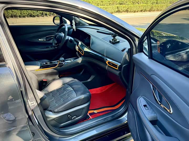 Фото 7 - Changan UNI-T