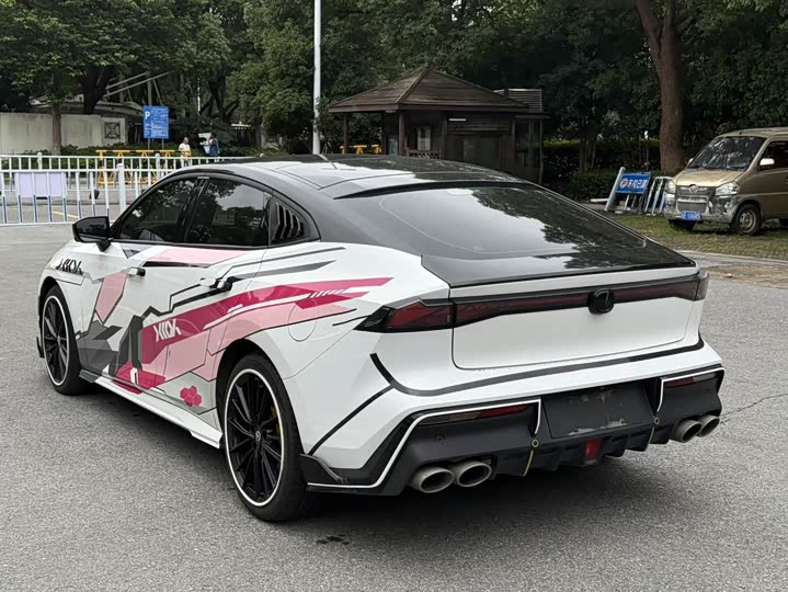 Фото 8 - Changan UNI-V