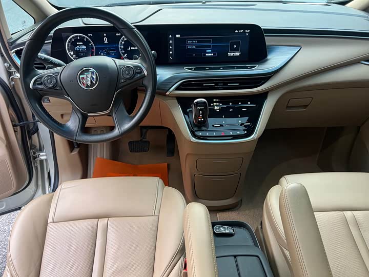 Фото 6 - Buick GL8 ES