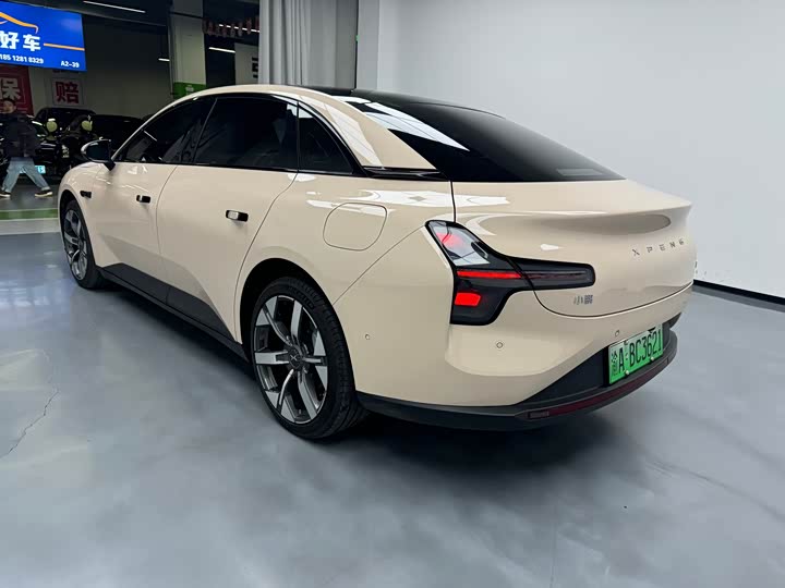 Фото 15 - XPeng Mona M03