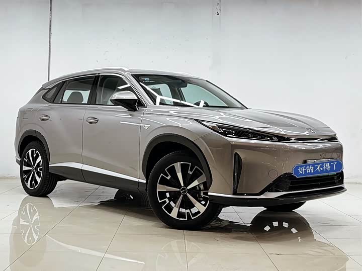 Фото 8 - Roewe D5X DMH