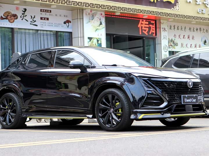 Фото 14 - Changan UNI-T