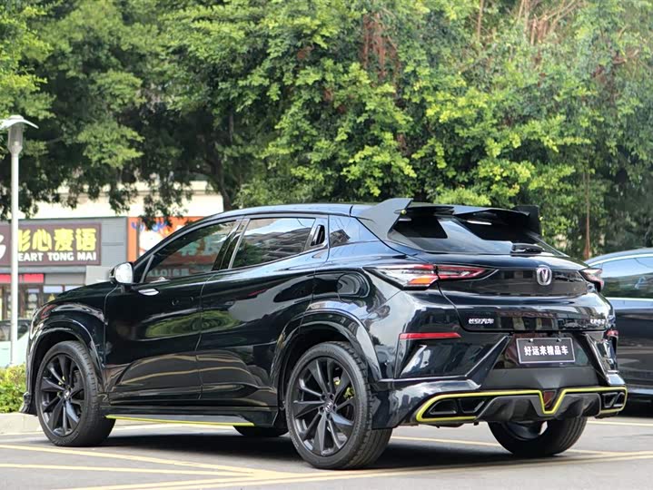 Фото 4 - Changan UNI-T