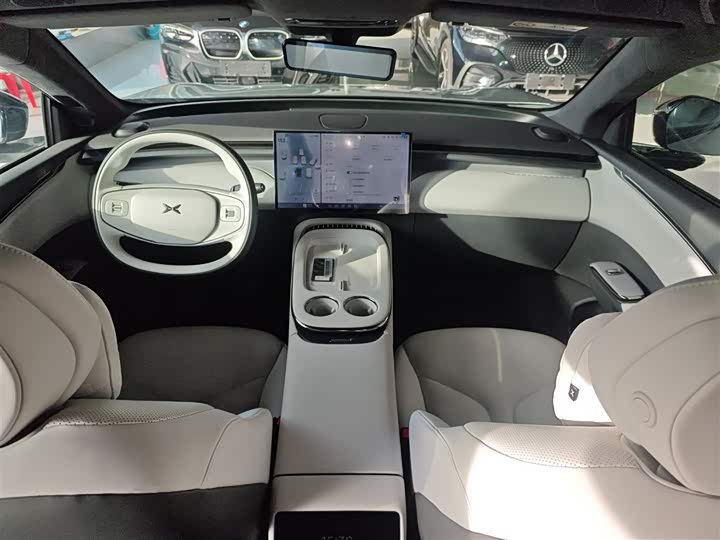 Фото 12 - XPeng G7