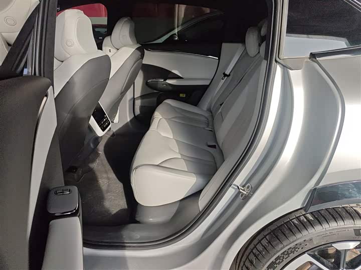 Фото 14 - XPeng G7