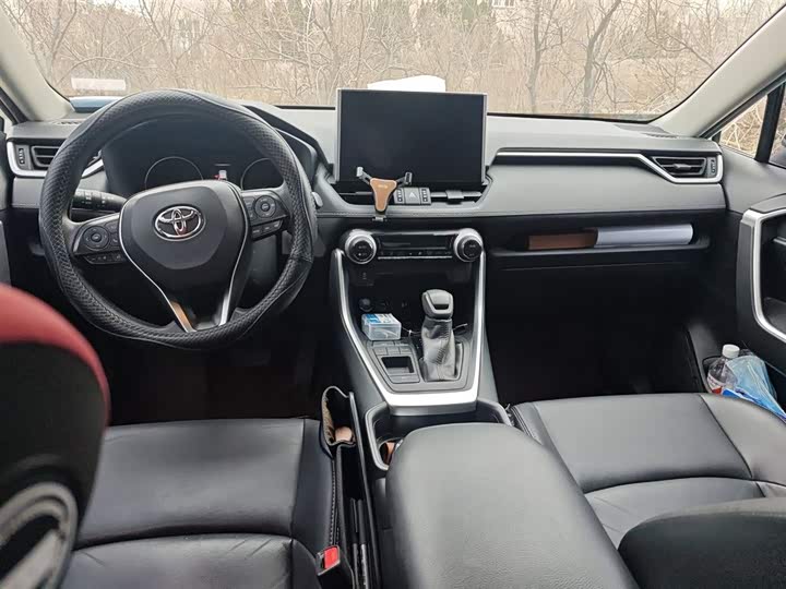 Фото 13 - Toyota Wildlander