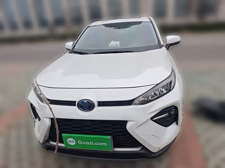 Фото 24 - Toyota Wildlander