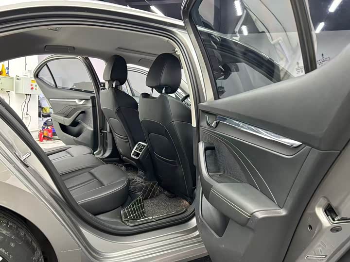 Фото 19 - Skoda Octavia Pro