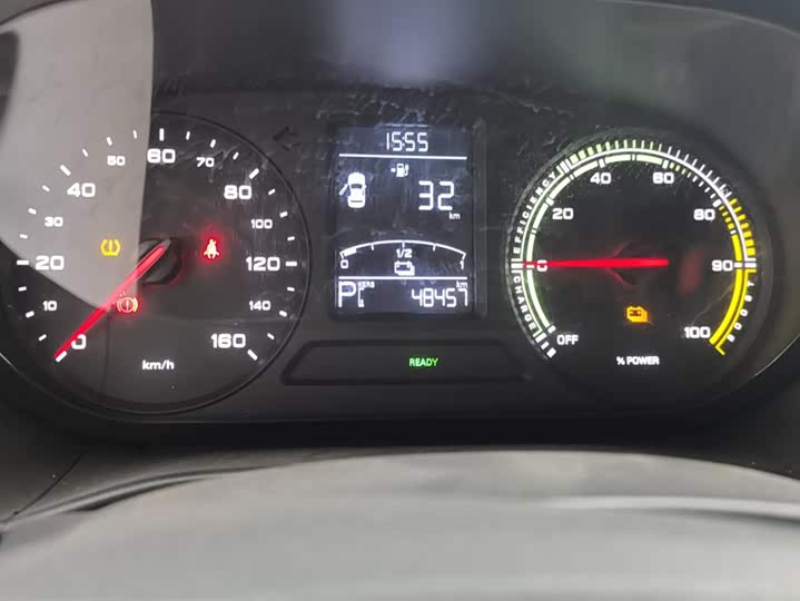 Фото 14 - Roewe Clever