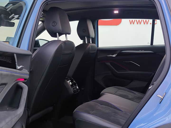 Фото 13 - Volkswagen Tiguan L Pro