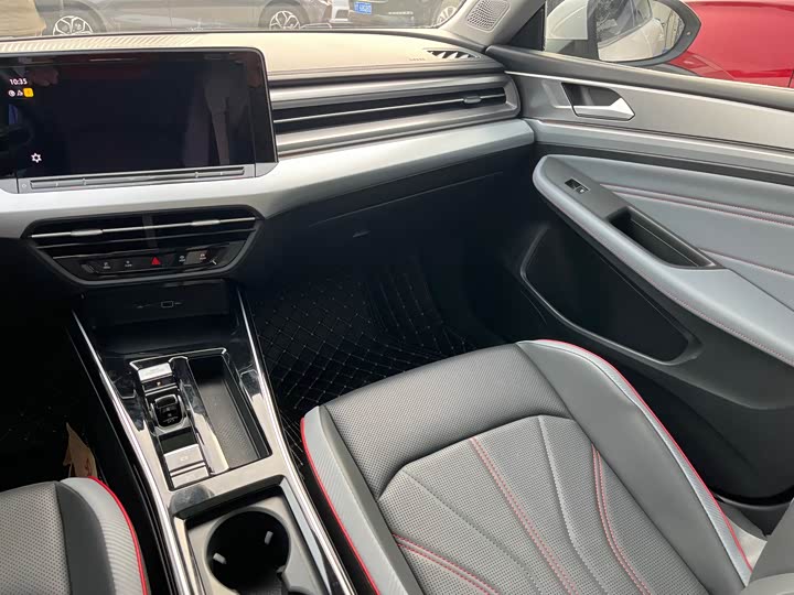 Фото 18 - Volkswagen Lamando L