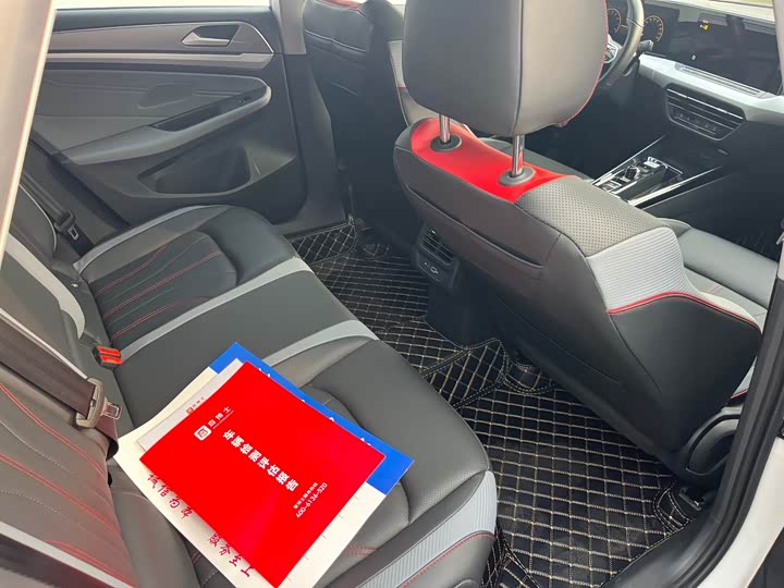 Фото 21 - Volkswagen Lamando L