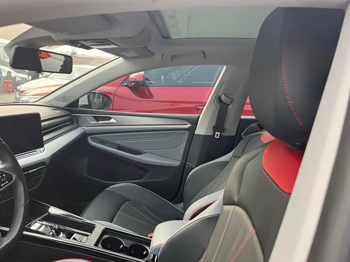 Фото 22 - Volkswagen Lamando L