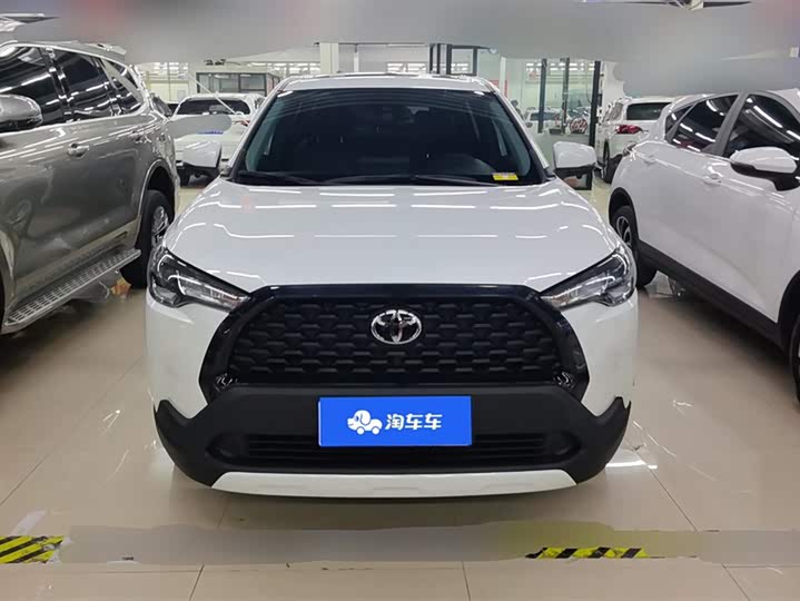 Фото 2 - Toyota Corolla Cross