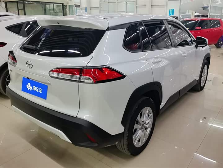 Фото 3 - Toyota Corolla Cross