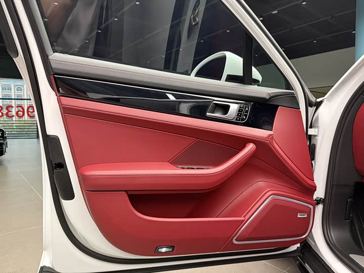 Фото 11 - Porsche Panamera