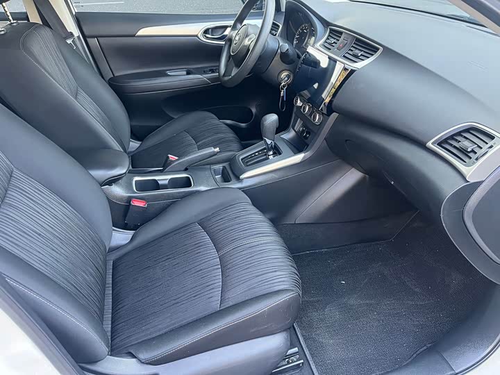 Фото 7 - Nissan Sylphy