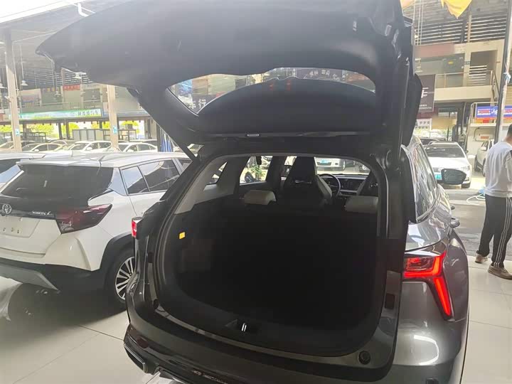 Фото 19 - Changan CS75 Plus